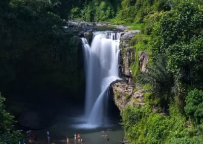 Cascada Tegenungan
